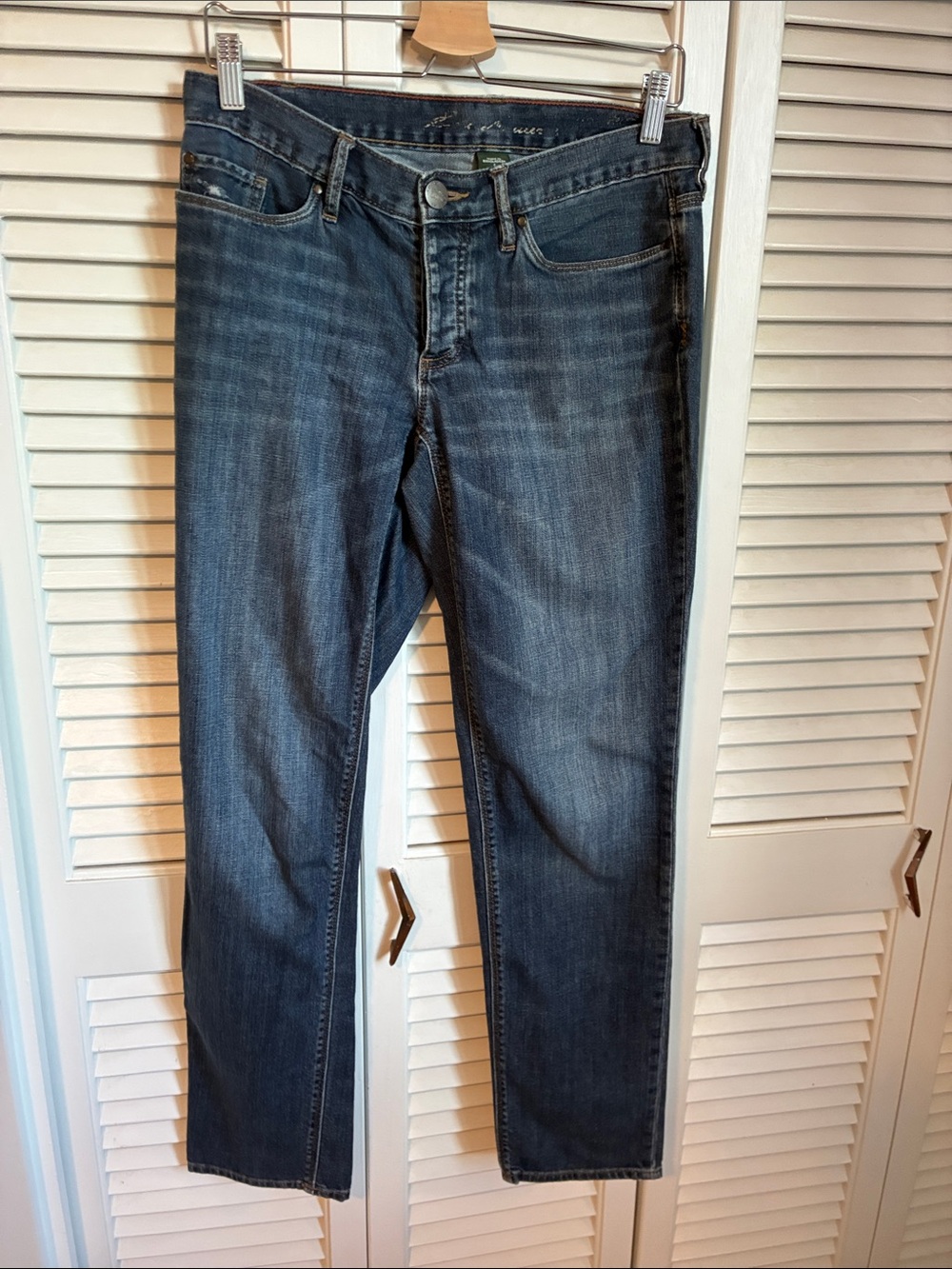 Eddie Bauer Women's Straight-Leg Jeans in Dark Blue Wash